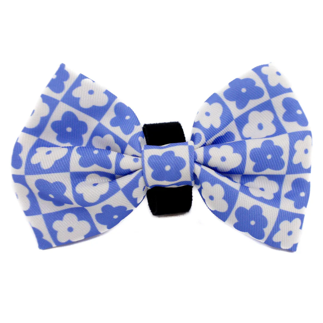 Blue Checkered Daisies: Bow Tie