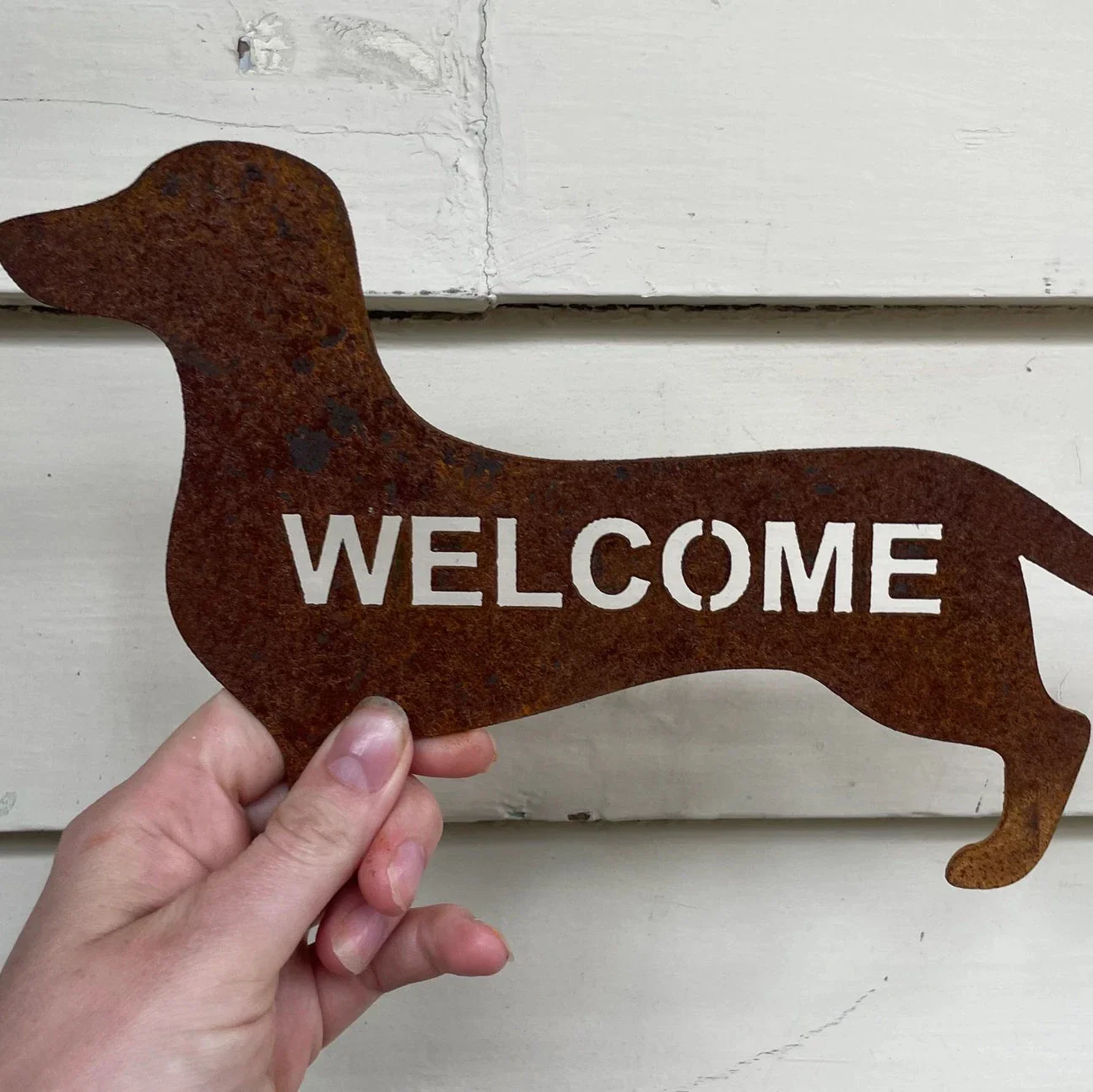 Dachshund Rusty Metal Sign: Welcome - Image 2