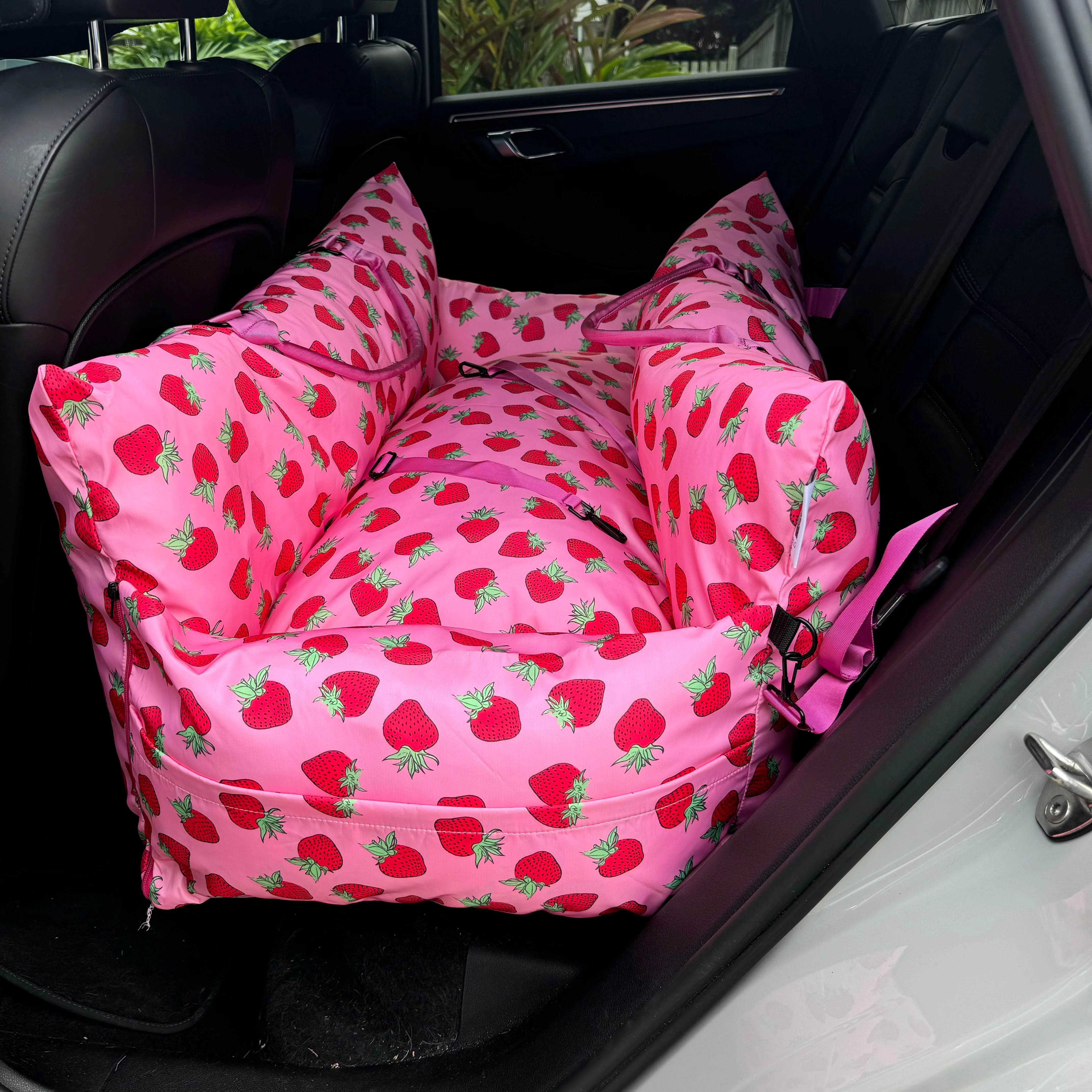 Deluxe Travel Car Bed: Strawberries - Image 12