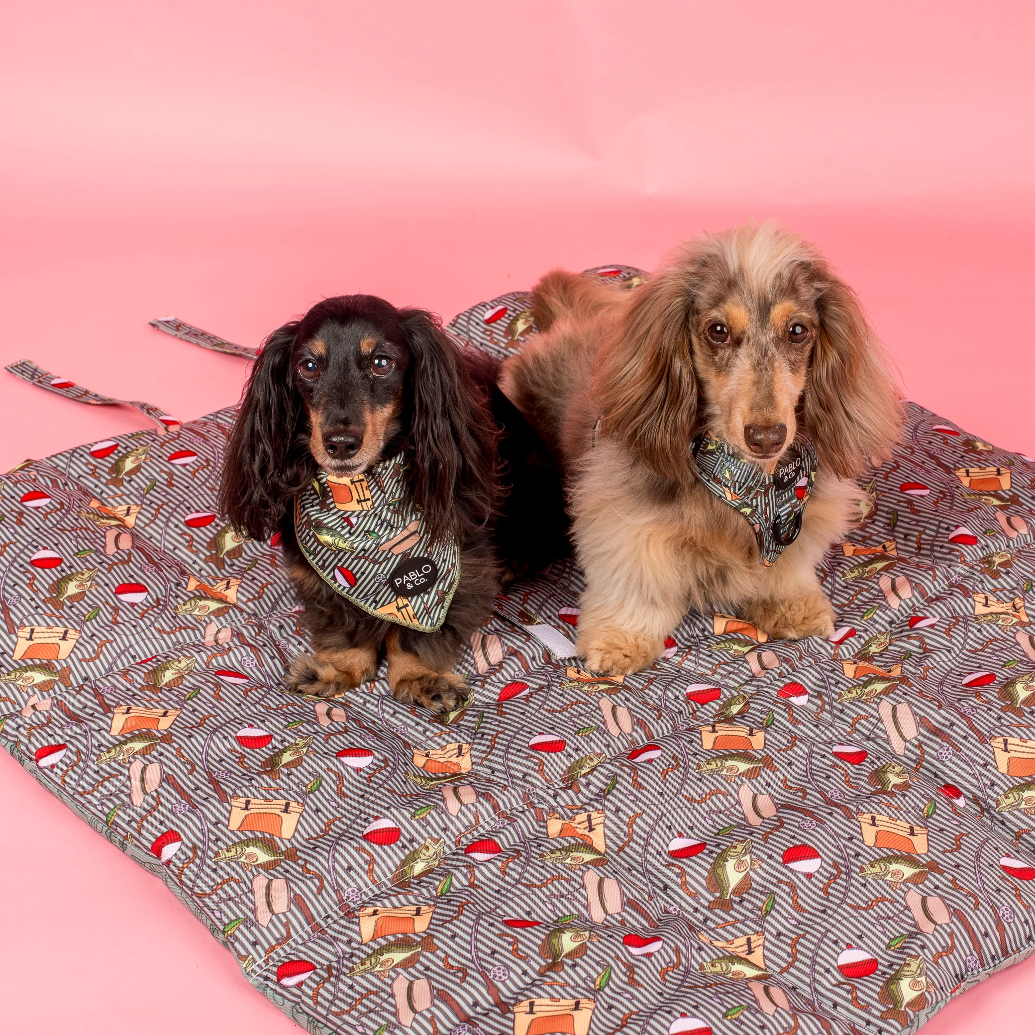 Deluxe Travel Mat: Gone Fishing - Image 3