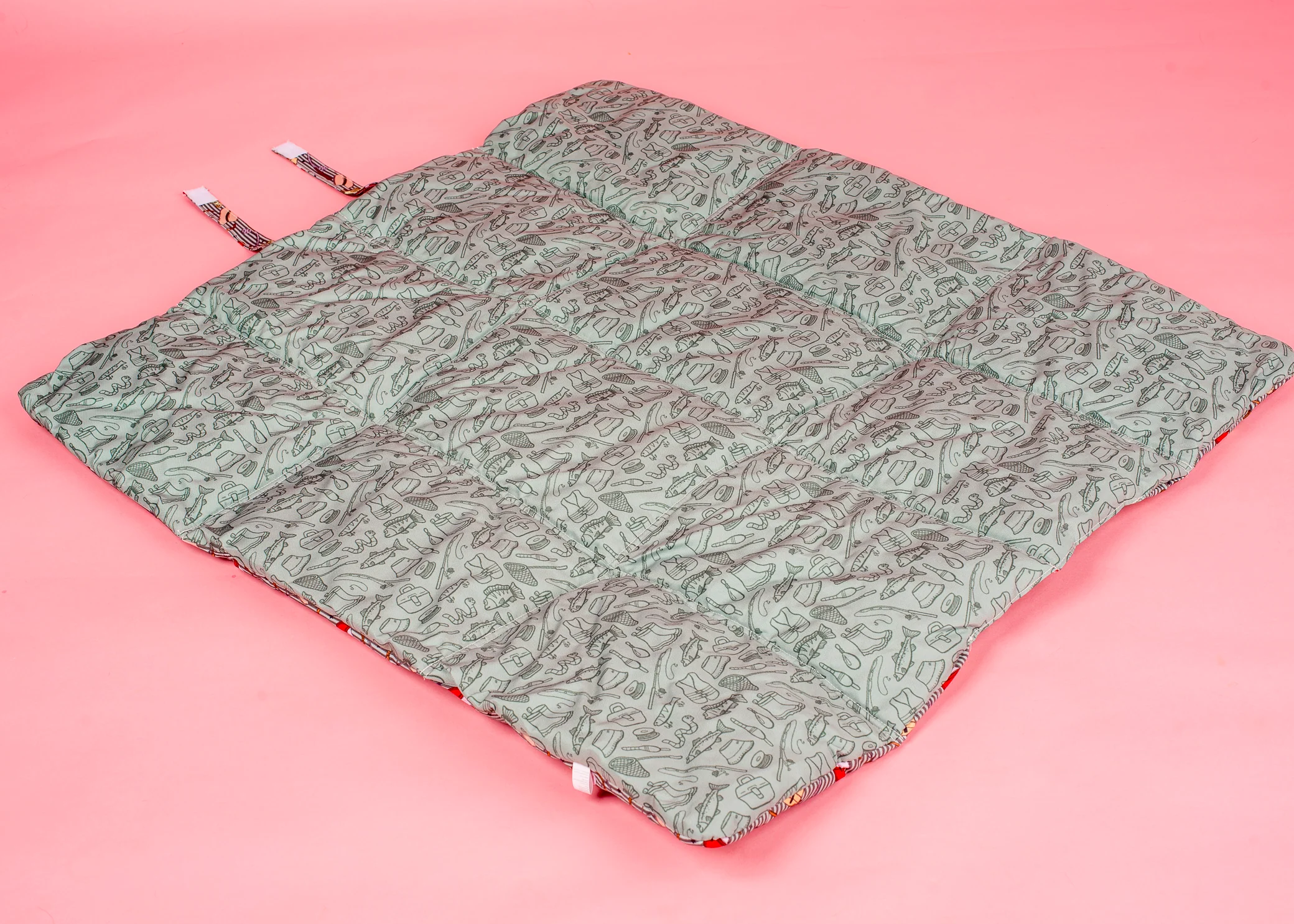 Deluxe Travel Mat: Gone Fishing - Image 5