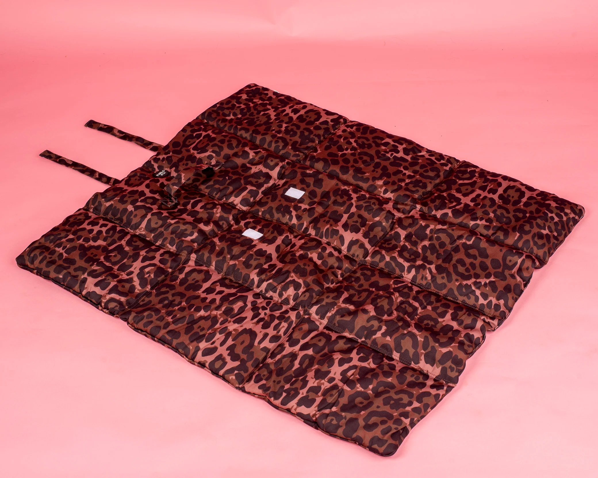 Deluxe Travel Mat: Leopard - Image 3