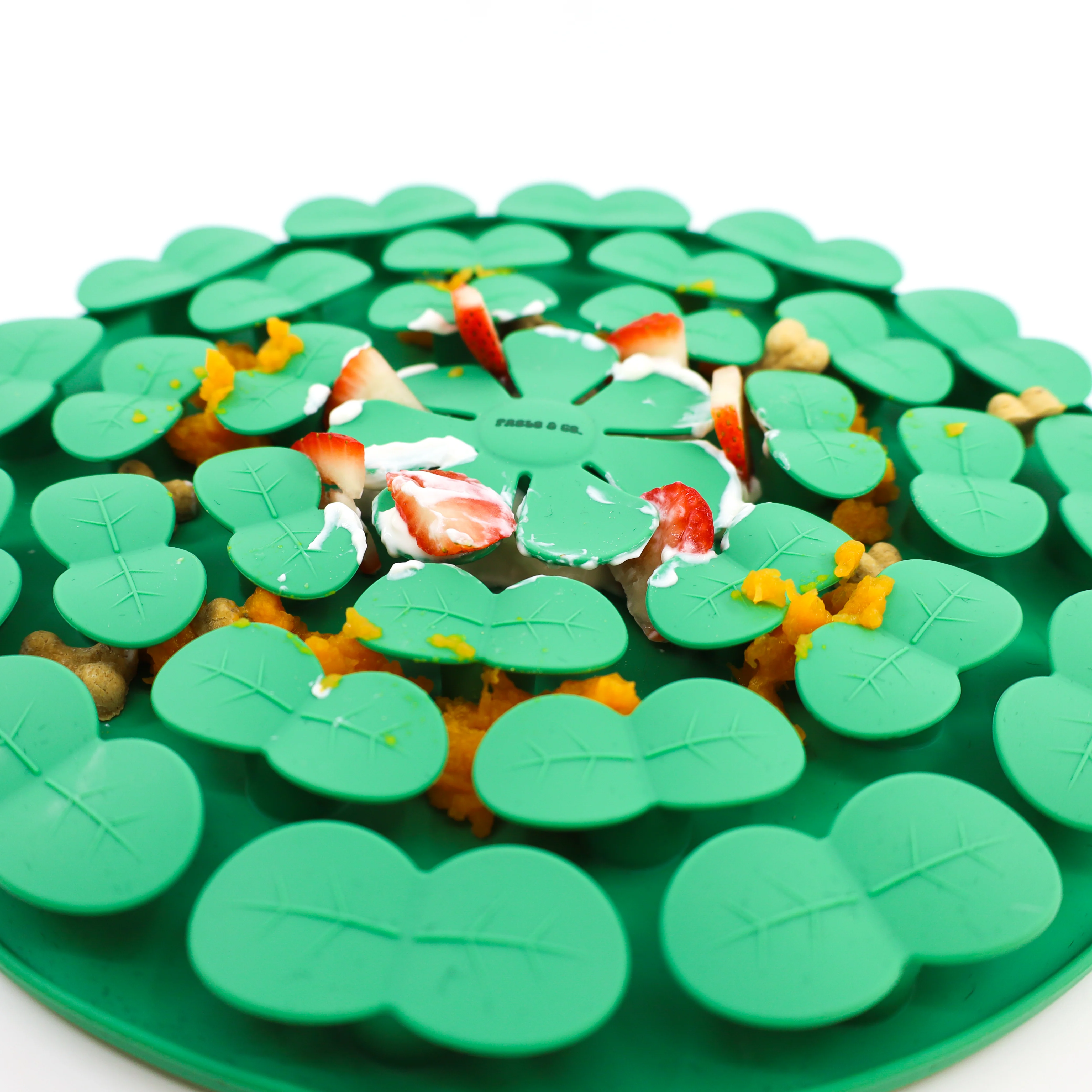 Enrichment Hide n’ Seek Snuffle Mat - Image 3