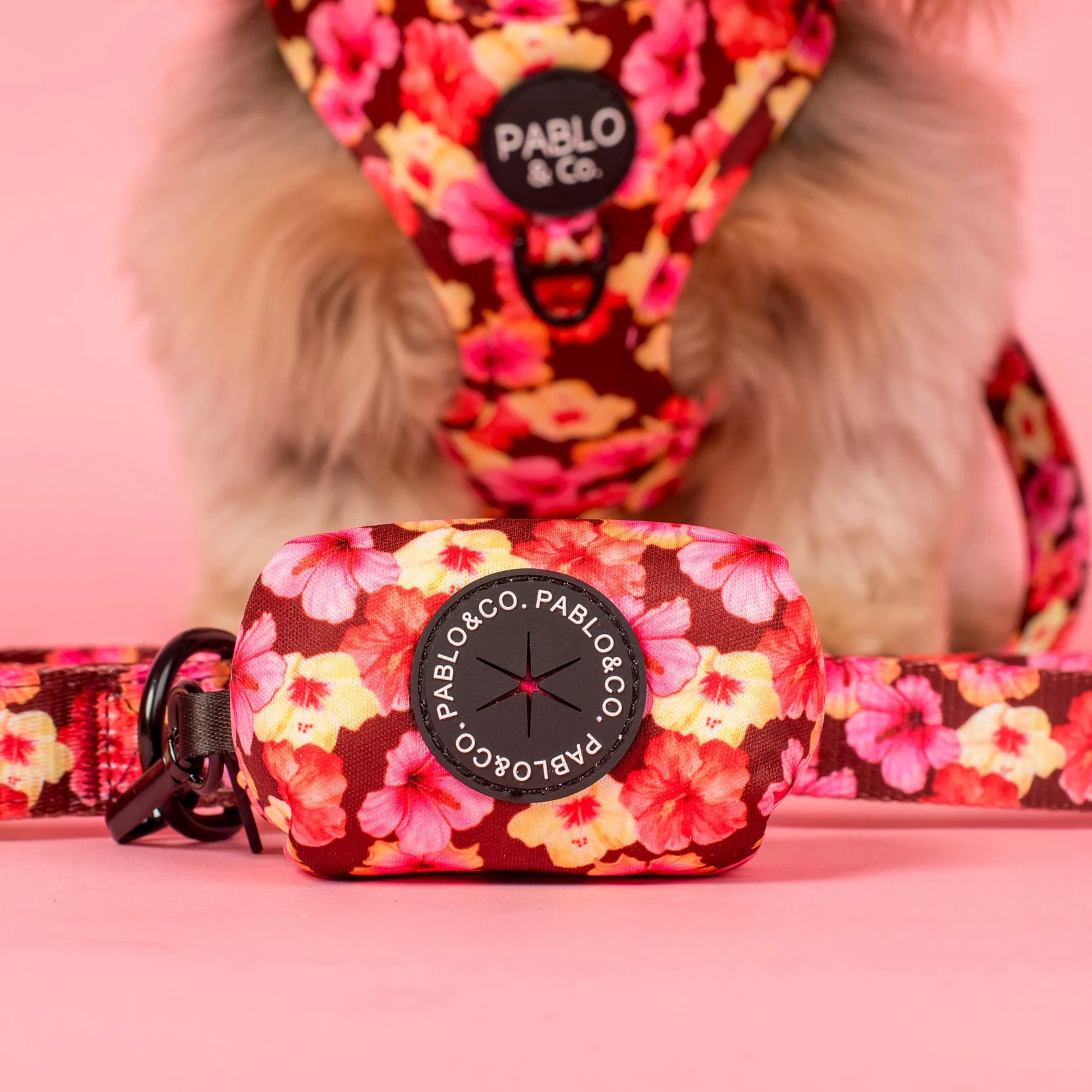 Hibiscus: Poop Bag Holder
