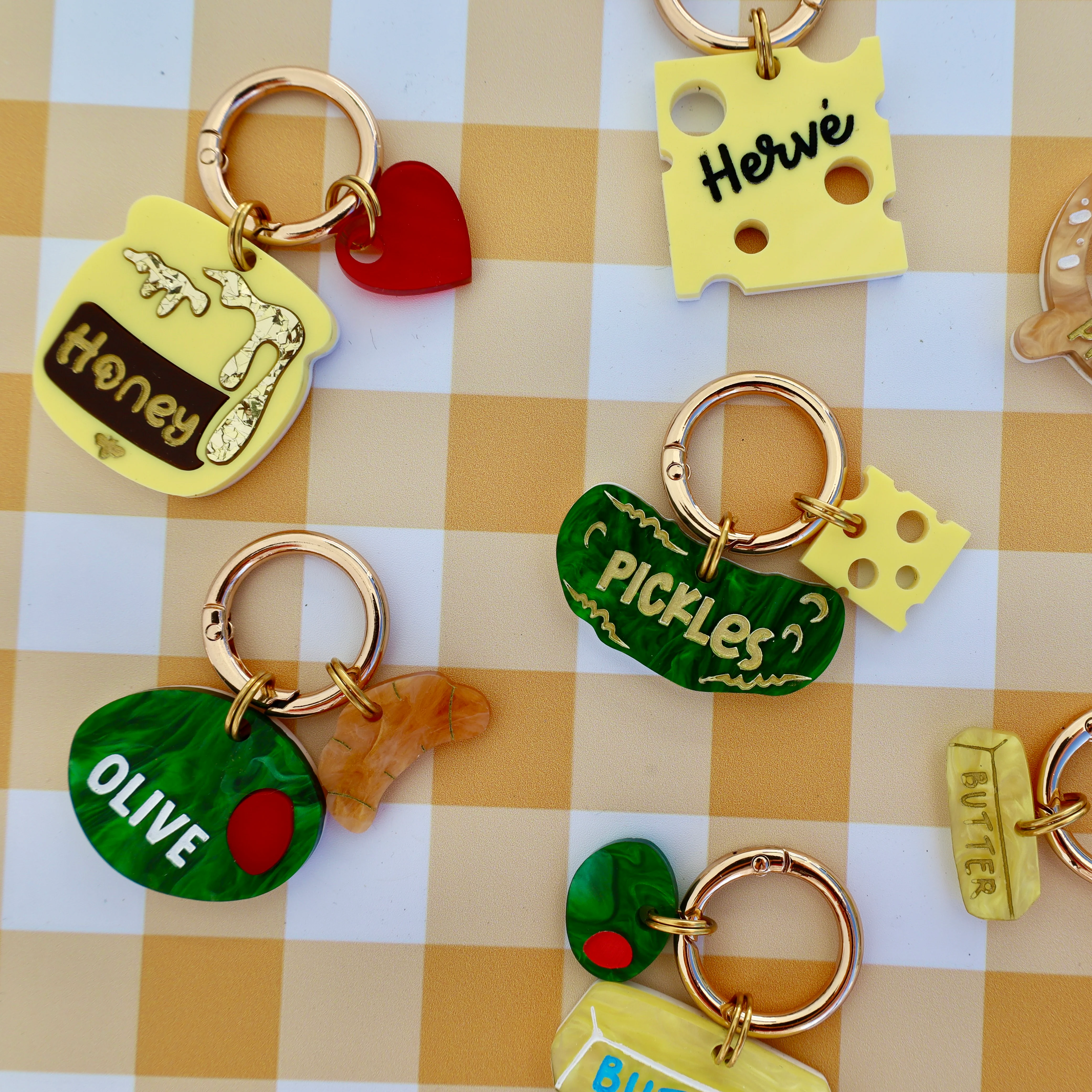 Personalised Pet ID Tag: Honey Pot - Image 4