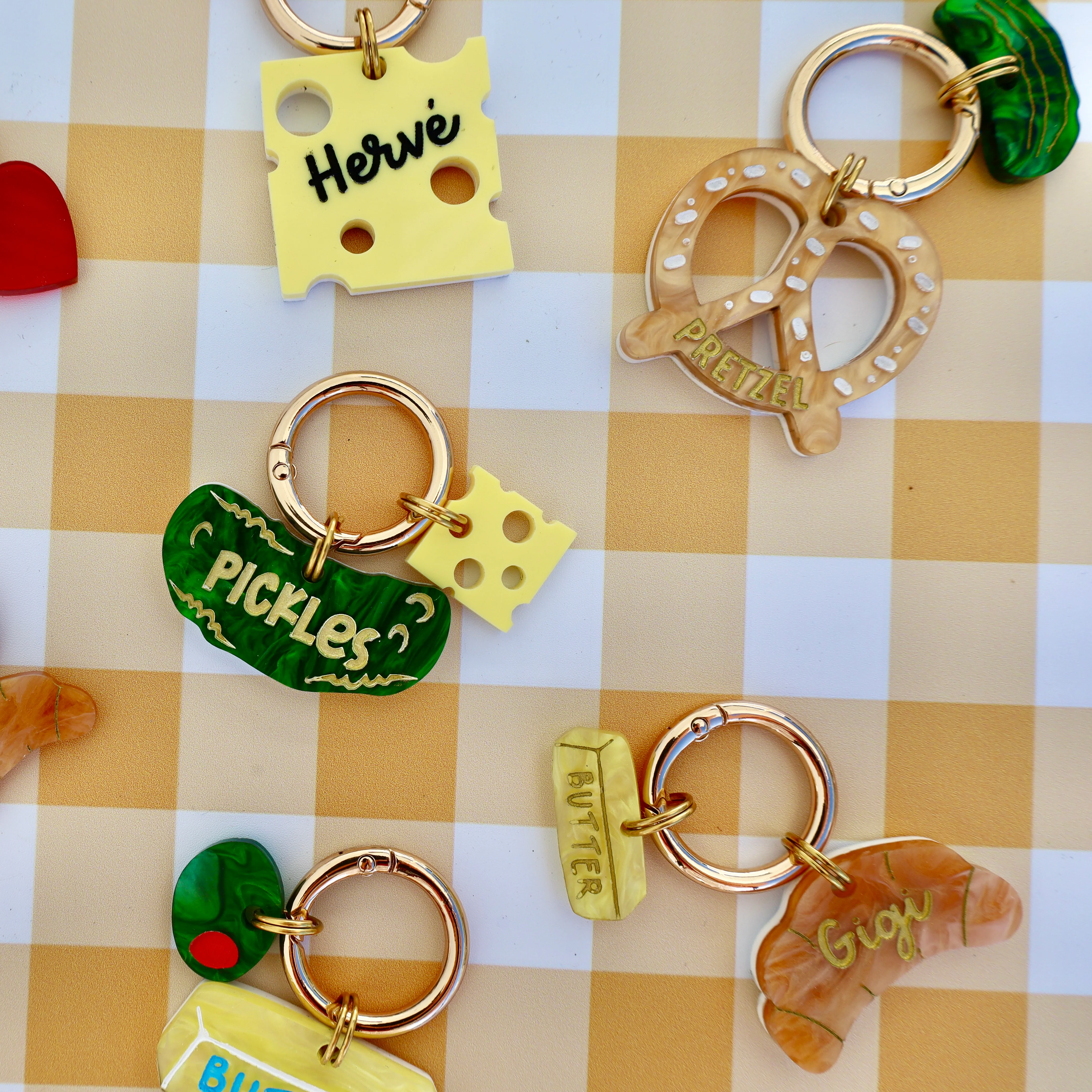 Personalised Pet ID Tag: Pretzel - Image 4
