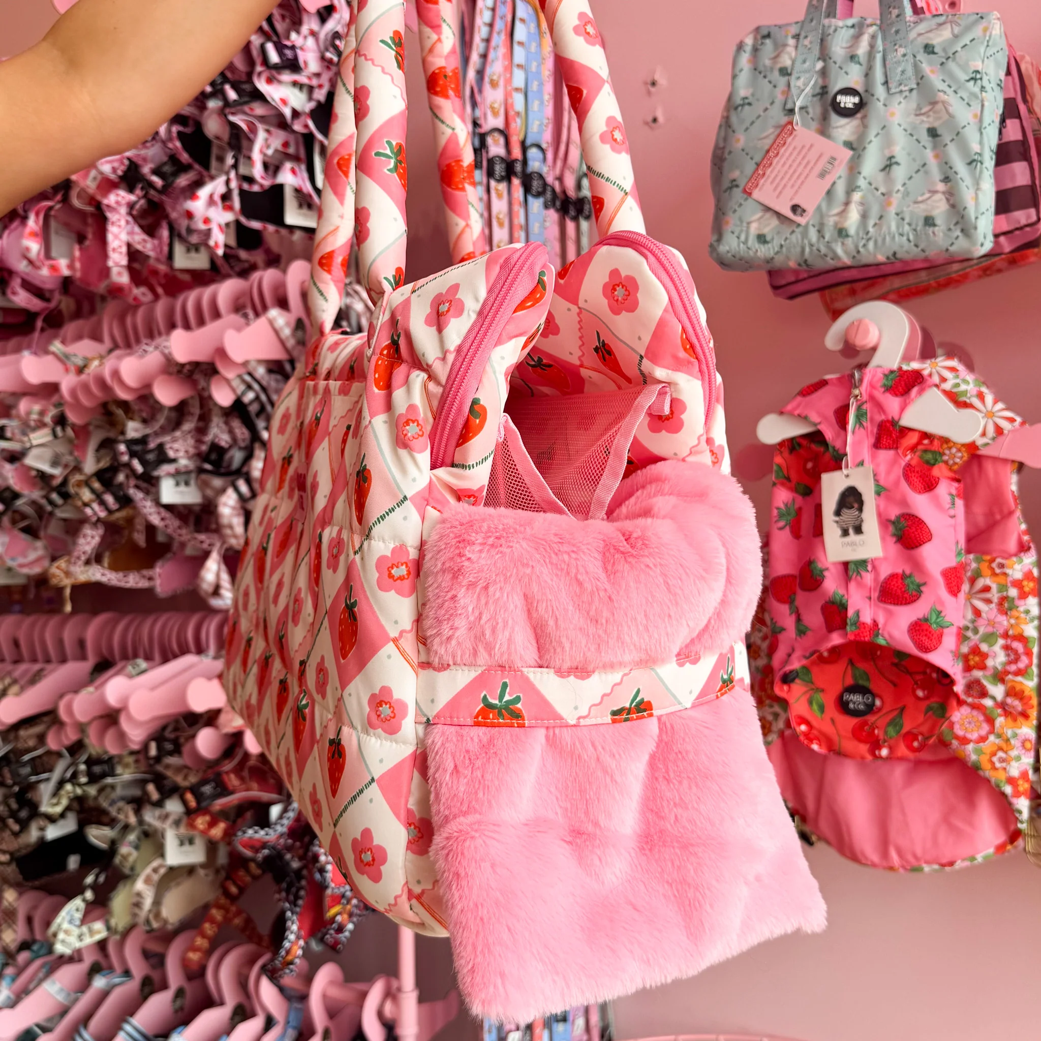 Strawberry Patch: Travel Bag - Image 14